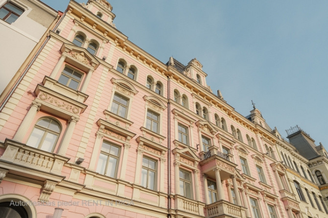 Mansarda tipa telpas Klusajā centrā!  Lieliska atrašanās vieta, pastaigas attālumā Rīga - foto 9