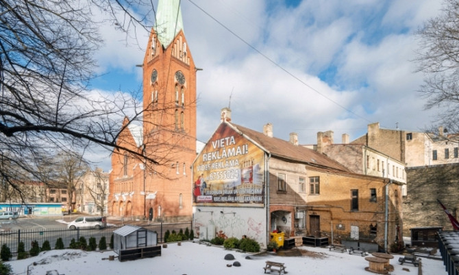 Pārdod daudzdzīvokļu koka ēku Brīvības ielas malā.  Ēka sadalīta sekojošos īpašumos: Rīga - foto 4
