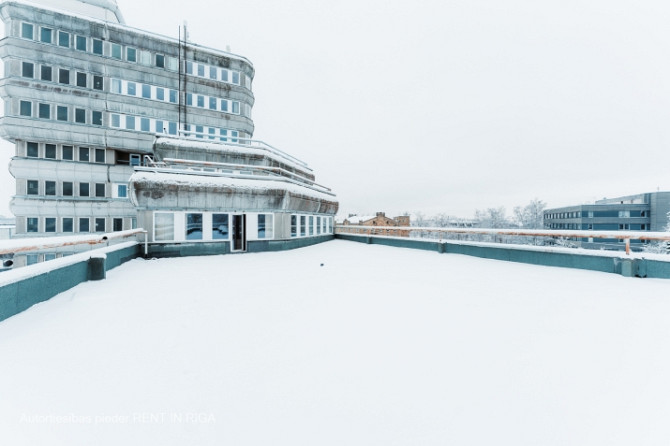 Gaišs birojs ar milzīgu terasi Ganību dambī 36.  Caurstaigājama telpa 36 kvm, izolēta Rīga - foto 6