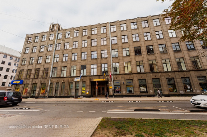 Biroji Latvijas laika ēkā Bruņinieku ielā 29/31.  Iznomā 2 izolētas telpas ar priekštelpu. Rīga - foto 7