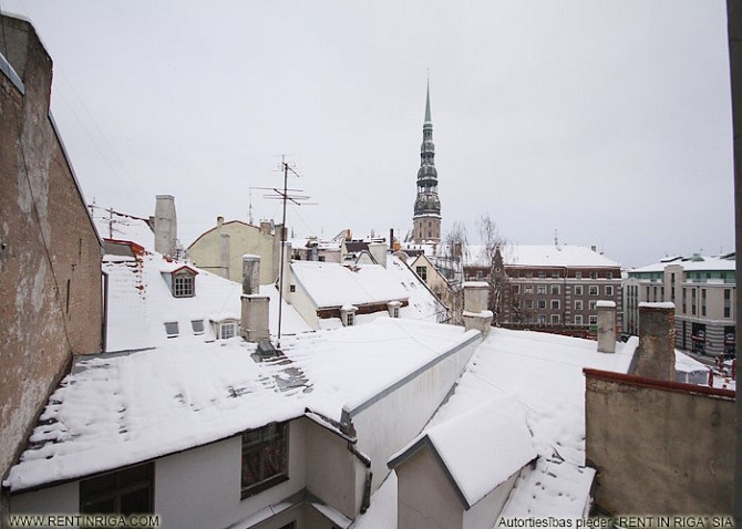 Nomai tiek piedāvātas labas biroja telpas vēsturiskā namā, kas atrodas uz Tirgoņu ielas. Rīga - foto 4