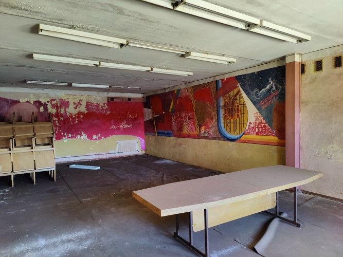 Iznomā renovējamas biroju telpas.  Ilgtermiņā iznomā 3 stāvus no 4 administratīvajā ēkā Rīga - foto 5