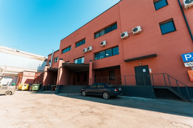 Svaigas telpas ar izlietni renovētā būvē Juglā, Brīvības gatvē 403.  Telpas var pielāgot Rīga - foto 7