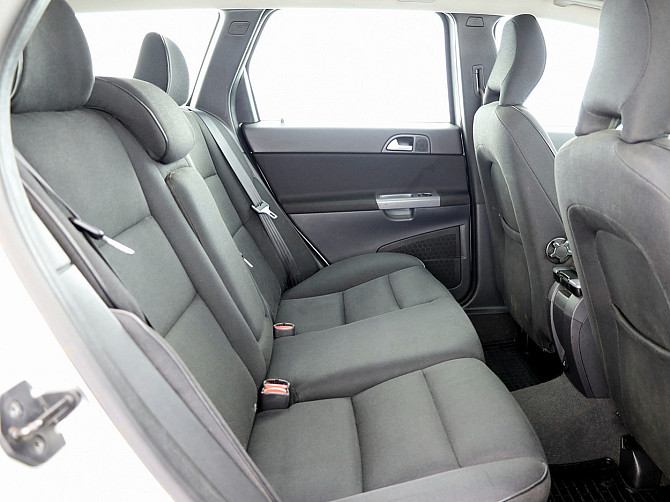 Volvo V50 Facelift 1.6 D4 80kW Таллин - изображение 7