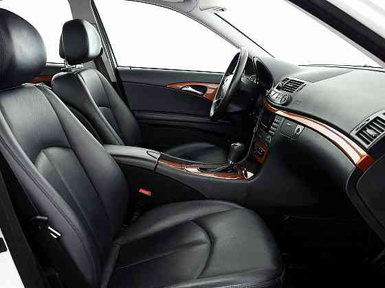 Mercedes-Benz E 200 Elegance Facelift ATM 1.8 120kW Таллин