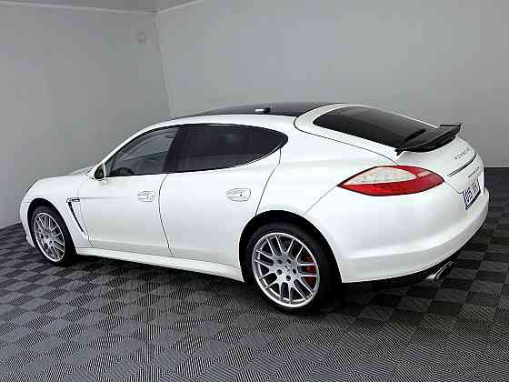 Porsche Panamera Turbo 4.8 368kW Tallina