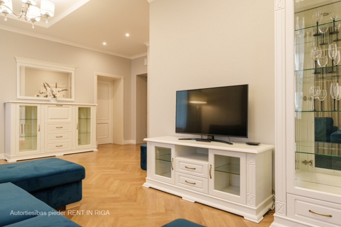 Piedāvājam ekskluzīvus trīs istabu apartamentus Rīgas centrā, jaunā rekonstruētā projektā Rīga - foto 5