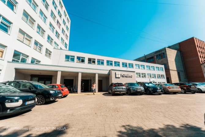 Biroja telpas biznes centrā 