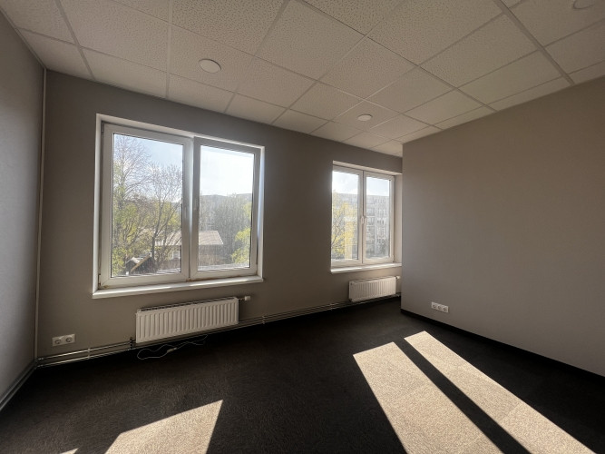 Piedāvājumā birojs Braslas Industriālajā Parkā, Braslas iela 22d, Rīgā.  + Renovētā Rīga - foto 1