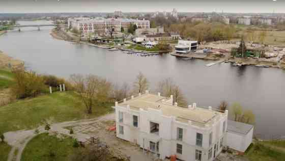 Предлагаем купить эксклюзивную недвижимость в Елгаве, на берегу реки Лиелупе. Елгава и район