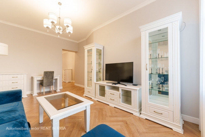 Piedāvājam īrēt ekskluzīvus divu istabu apartamentus Rīgas centrā, jaunā rekonstruētā Rīga - foto 5