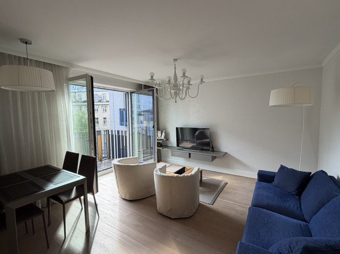 Tiek izīrēts interjera dizainera veidots 3-istabu dzīvoklis projektā Futuris, Rīgas klusajā Rīga - foto 3