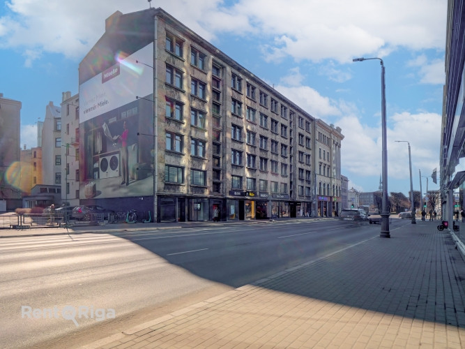 Nomai tiek piedāvāts ērtas un funkcionāli pievilcīgas telpas Rīgas centrā. To kopējā Rīga - foto 1