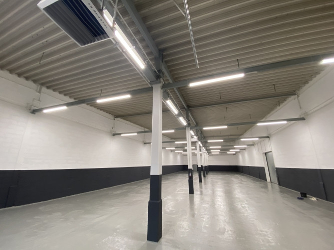 Apkurināmā noliktava Juglā 1.stāvā. Griestu augstums ~ 4.3 m - 8 m. Lielie vārti zemes Rīga - foto 7