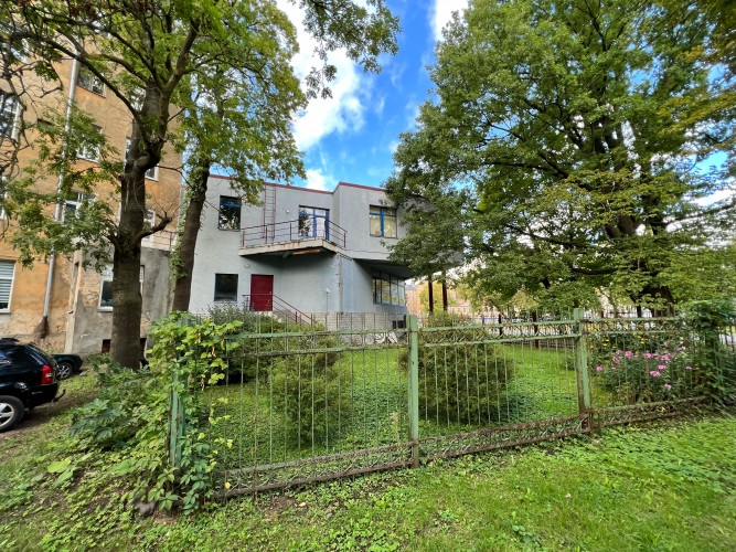 Piedāvājumā komercēka pašā Rīgas centrā!  Ēka ar kopējo platību 1450.4m2 atrodas Rīga - foto 7