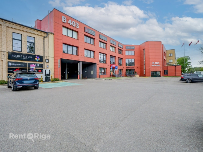 Svaigas telpas renovētā būvē Juglā, Brīvības gatvē 403.  Telpas var pielāgot birojam, Rīga - foto 9