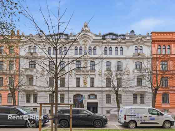 Сдаётся двухкомнатная квартира в элитном комплексе Aleksandra Apartment.  Квартира Rīga