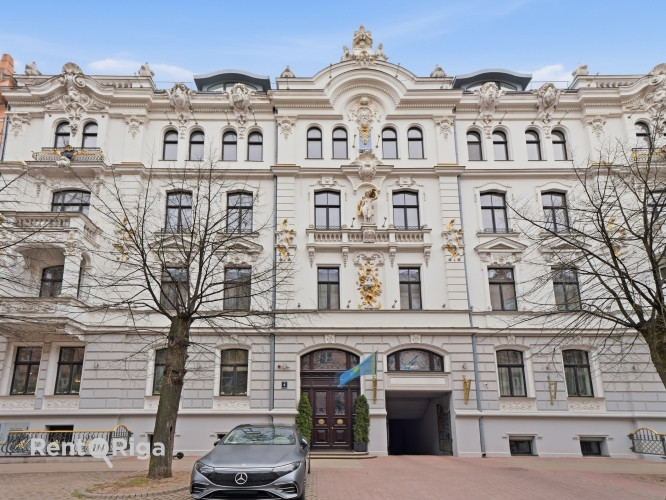 Izīrē 2-istabu dzīvokli elitārajā kompleksā Aleksandra Apartment.  Dzīvoklis sastāv no Rīga - foto 1