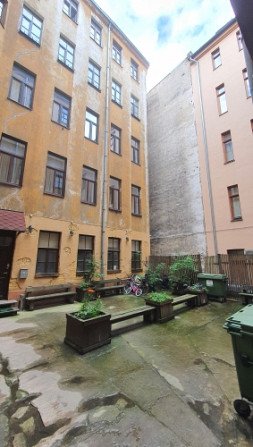 Tirdzniecības vai biroja telpas ar augstu komerciālo potenciālu Rīgas centrā.  Īpašums Rīga - foto 5