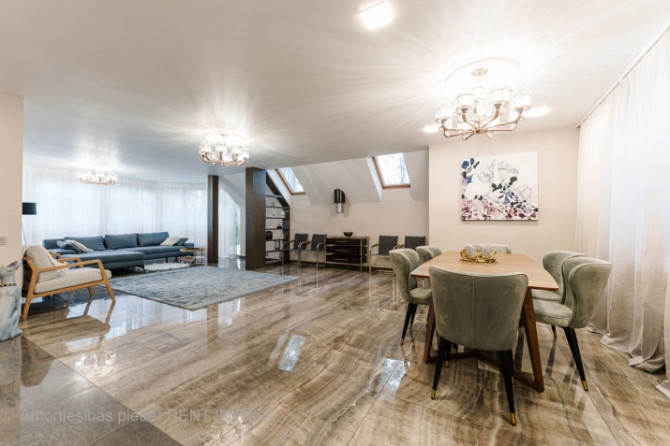 Tiek pārdota 3 stāvu māja (dvīnu mājas sekcija), 1 līnijā, Bulduri, Jūrmala. Mājas Jūrmala - foto 7