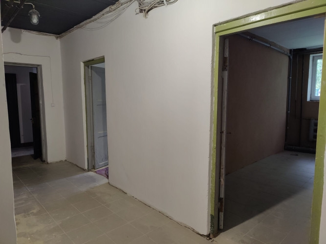 Noliktavas/ražošanas telpas Šampēterī.  Kopējā telpu platība 470 m2. 1. stāvs: Kopējā Rīga - foto 8