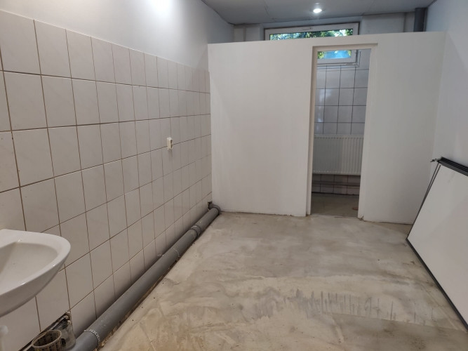 Noliktavas/ražošanas telpas Šampēterī.  Kopējā telpu platība 470 m2. 1. stāvs: Kopējā Rīga - foto 9