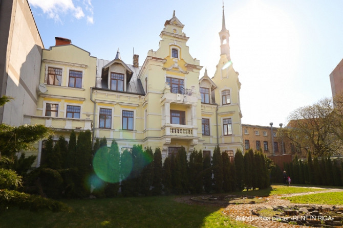 Grezna, vēsturiska, 4 stāvu māju Torņkalnā(vēsturiski villa Maria) celta eklektisma stilā Rīga - foto 1