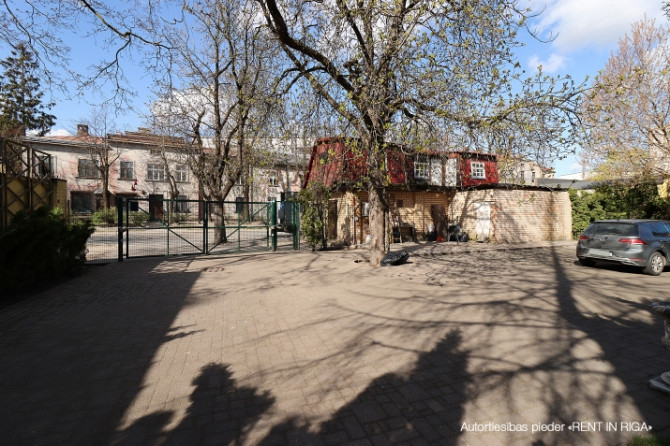 Grezna, vēsturiska, 4 stāvu māju Torņkalnā(vēsturiski villa Maria) celta eklektisma stilā Rīga - foto 9