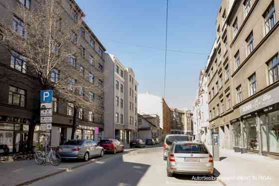 Retail Premises on Avotu Street 10, between Čaka and Lāčplēša Streets.  This section of Avotu Street Rīga