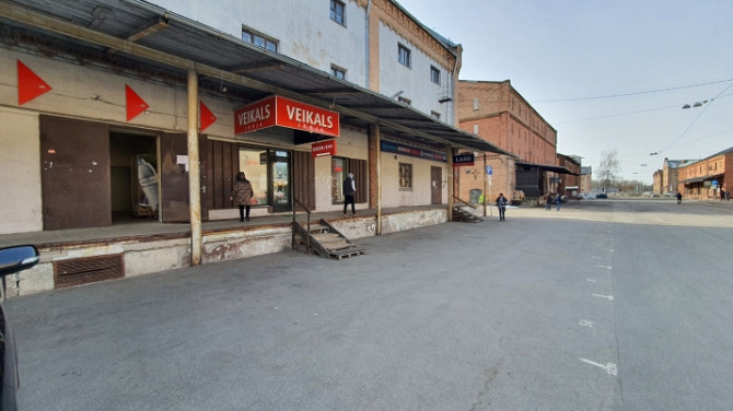 Tiek pārdota atsevišķi stāvoša ēka ar zemi īpašumā.  Ir Būvvaldē saskaņots projekts par Rīga - foto 6