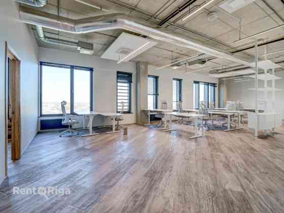 Modern office with an open-plan layout on the 10th floor of the Place Eleven office building.  6 par Rīga