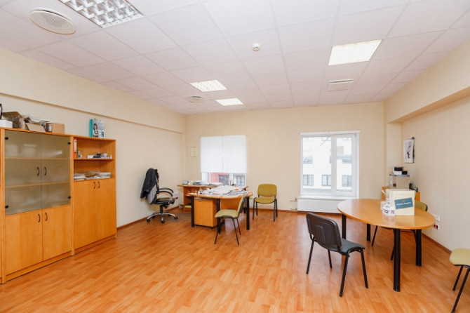 Iznomā biroja telpas telpu kompleksā Dzintars.  Telpas nodrošinātas ar diennakts apsardzi, Rīga - foto 2