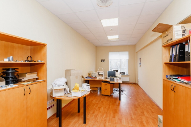 Iznomā biroja telpas telpu kompleksā Dzintars.  Telpas nodrošinātas ar diennakts apsardzi, Rīga - foto 5