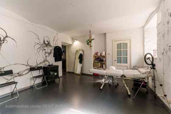 Bright premises near Miera Street, with a beautiful garden in the courtyard.  There are two separate Rīga