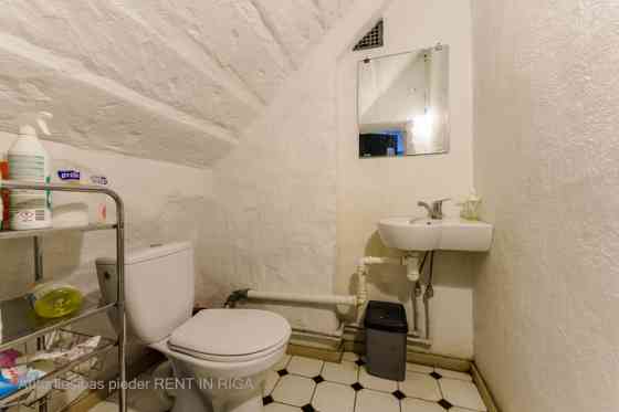 Bright premises near Miera Street, with a beautiful garden in the courtyard.  There are two separate Rīga