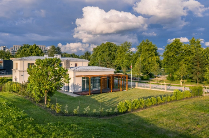 Продается дом с 4 спальнями "Villa Helenia" в проекте "Mežaparks Residence" - улица Кеlnes 8. Рига - изображение 5