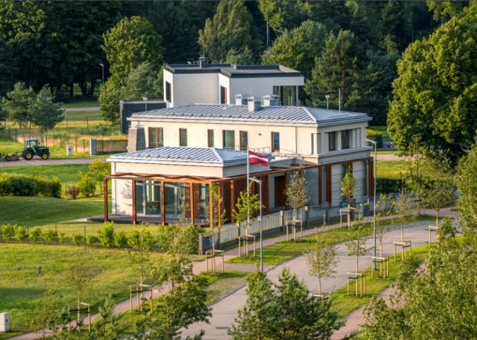 Продается дом с 4 спальнями "Villa Helenia" в проекте "Mežaparks Residence" - улица Кеlnes 8. Рига - изображение 3