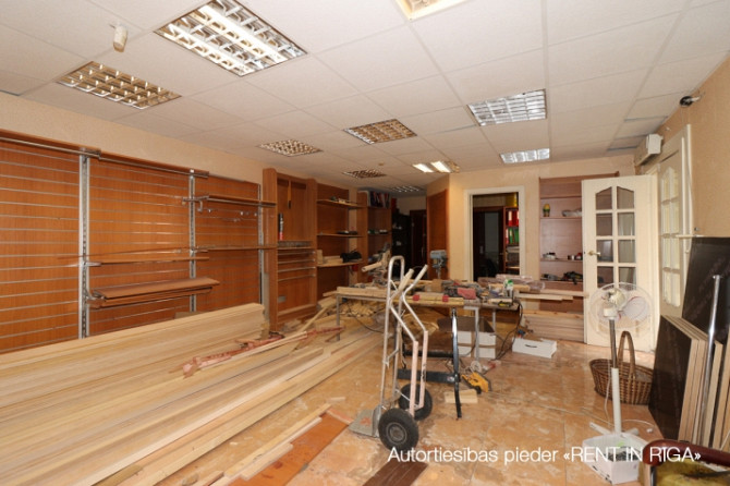 Продается здание в самом центре Риги, на улице А. Чака, 56/2, в закрытом дворе с Рига - изображение 5