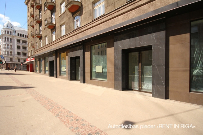 Jaunas telpas veikalam, restorānam vai ielas birojam.  Adrese: Stabu iela 15, (Stabu un Brīvības Rīga - foto 2