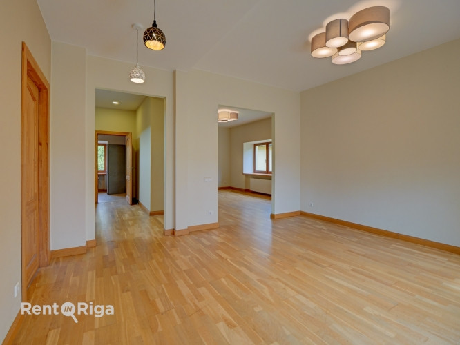 Ilgtermiņā izīrē nemēbelētu 4 guļamistabu māju Teikā, privātmāju rajonā.  Plānojums - Rīga - foto 6