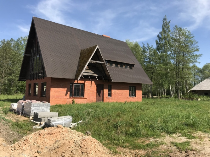 Pārdod jaunbūvi ar melno apdari Tūjā 150m no labiekārtotas pludmales. Ēka ir celta 90-to gadu Liepāja - foto 9