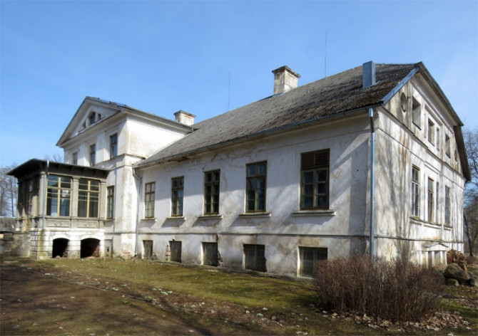 Piedāvājumā nekustamais īpašums ar unikālu, vēsturisku vērtību  - Lestenes muiža. Lestene Tukums un novads - foto 2