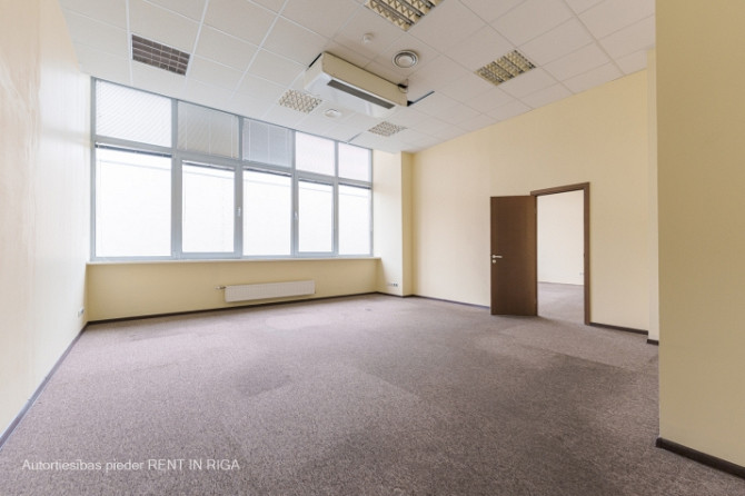 Bitoja telpas kravu ostas terminālā 