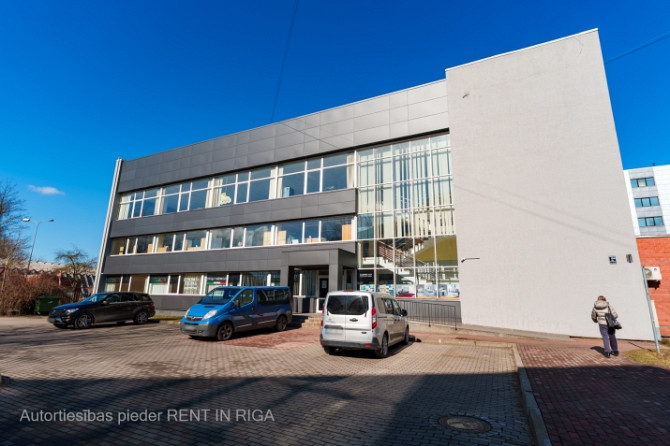 Iznomātājs ir gatavs ilgtermiņa nomniekam šo ēku renovēt un pielāgot B klases birojam. Rīga - foto 1