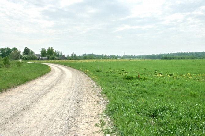 Pārdod zemi rūpnieciskās apbūves teritorijā (R2).   Īpašums atrodas Bauskas rajonā - Bauska un novads - foto 2