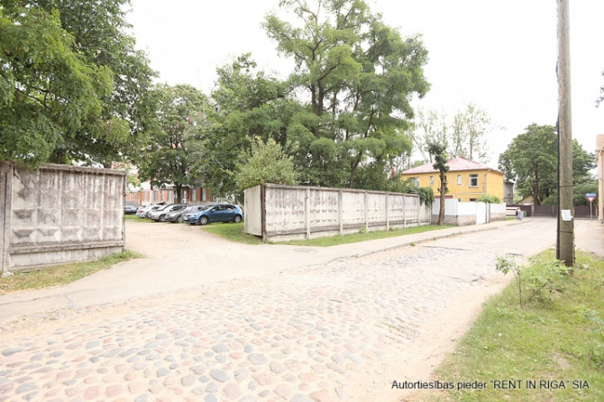 Remontētas biroja telpas pirmajā stāvā.  + Ar automašīnu 8 min līdz Alfai, 20 min līdz Rīga - foto 8