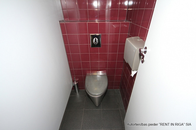 Piedāvājam nomāt biroja telpas jaunā biroja centrā. Pilnībā aprīkoti un darbam gatavi darba Rīga - foto 4