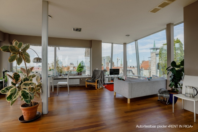 Apartment with one of the most fantastic terraces in Riga!  The apartment is on the 6th and 7th floo Рига - изображение 2