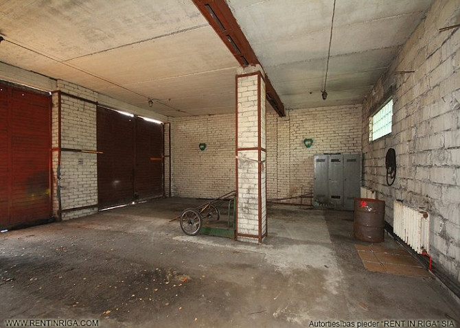 Iežogota teritorija ar dzelzceļa atzaru.   Piedāvājam nomai laukumu 1.5 ha, izklāts ar betona Rīga - foto 8