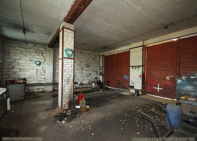 Iežogota teritorija ar dzelzceļa atzaru.   Piedāvājam nomai laukumu 1.5 ha, izklāts ar betona Rīga - foto 7
